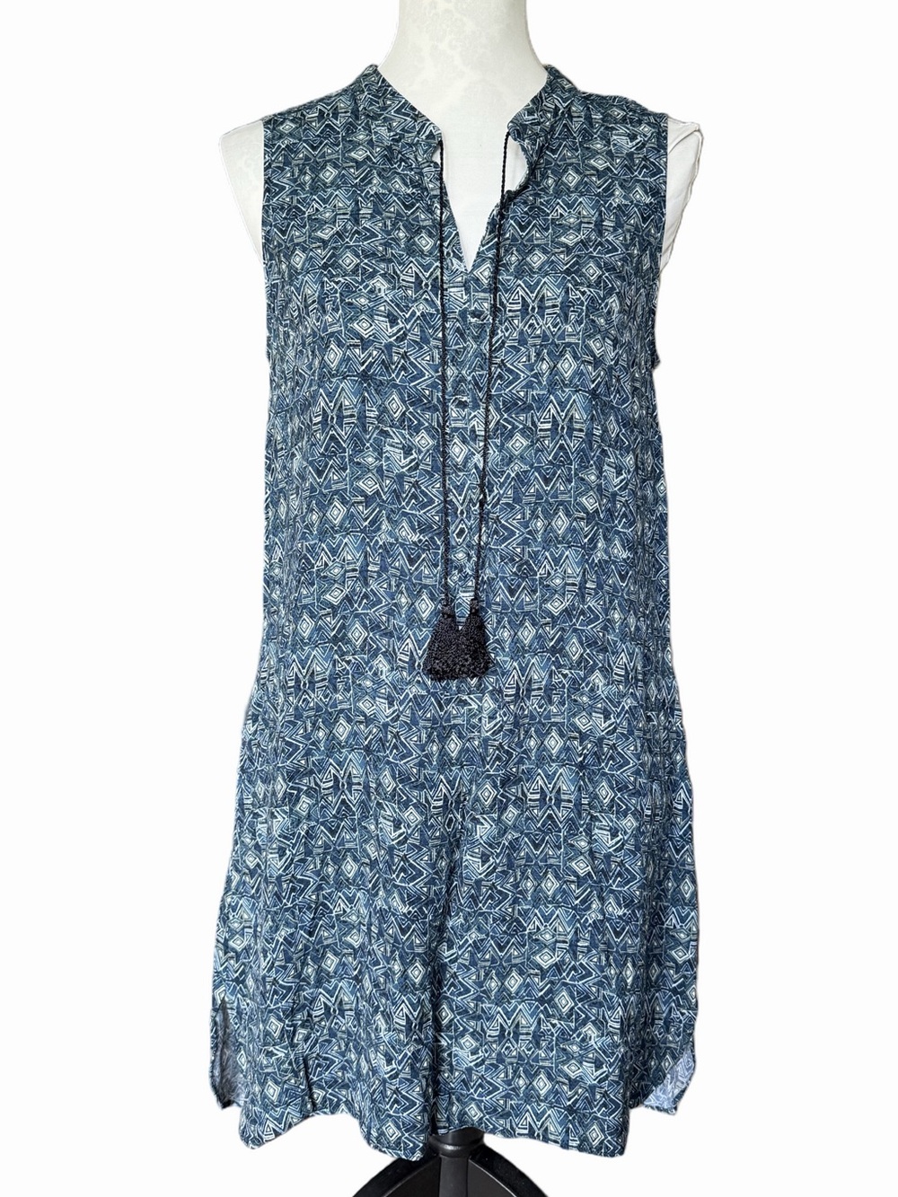 NIC + ZOE Blue Geometric Print Sleeveless Dress | Tassel Tie Neck | Size PM